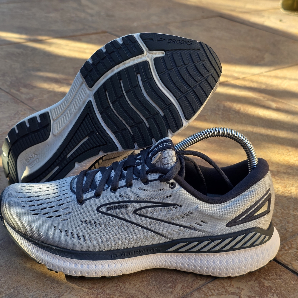 Womens Brooks Glycerine 19 GTS Size 8